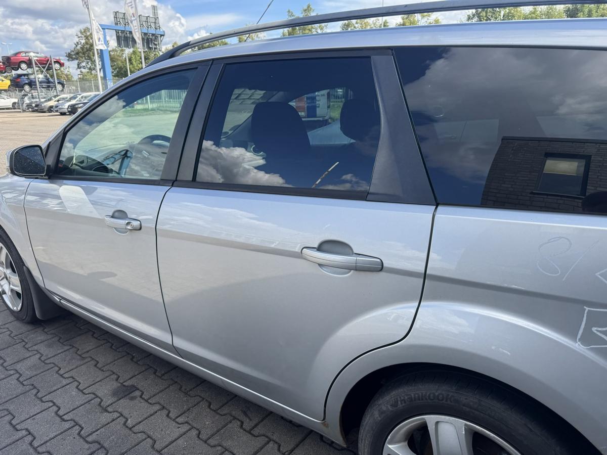 Ford Focus 2 original T&uuml;r hinten links Polar Silber Kombi Facelift ab 11/2007 Rohbau Bj.2009